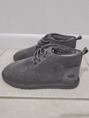 NWT UGG Neumel Chukka Boots Women’s 9 Grey Suede Shoes